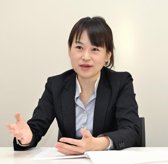 李　焱　准教授